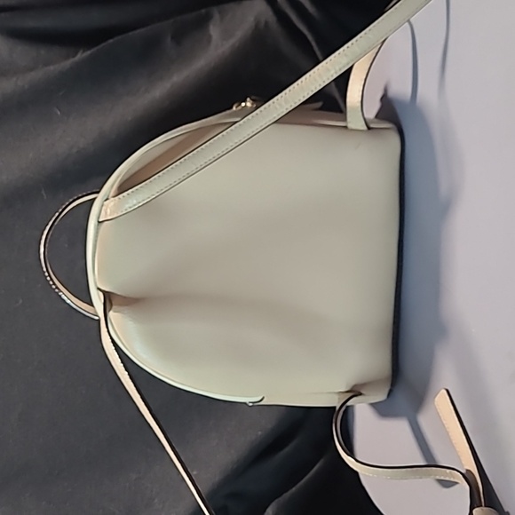 Kate Spade ♠️ small backpack - Picture 3 of 7